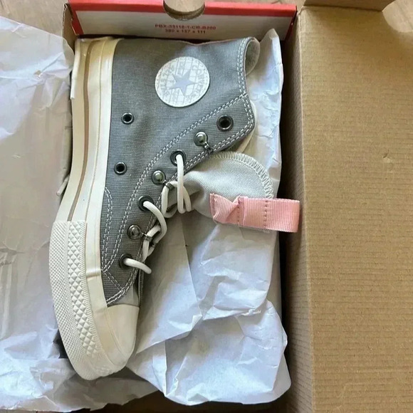 NIB Converse Chuck 70 Sneakers in Gray and Pink Women’s Sz 5.5 - Picture 6 of 10